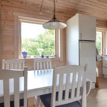Awesome In With Kitchen בית נופש